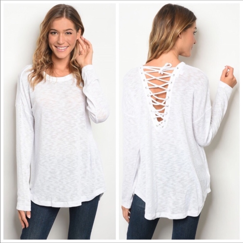 White Long Sleeve detail Top. - Picture 2 of 4
